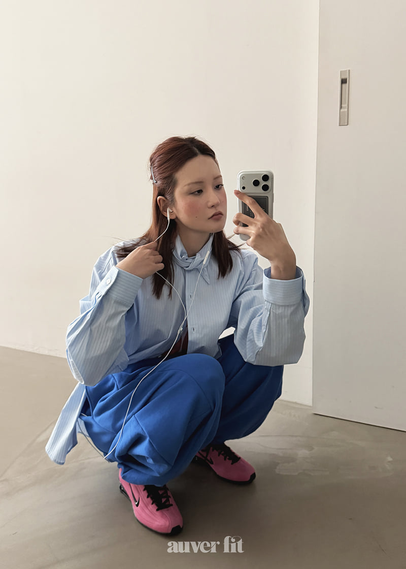 Auver_Fit - Korean Women Fashion - #momslook - Wire Collar Shirt - 2