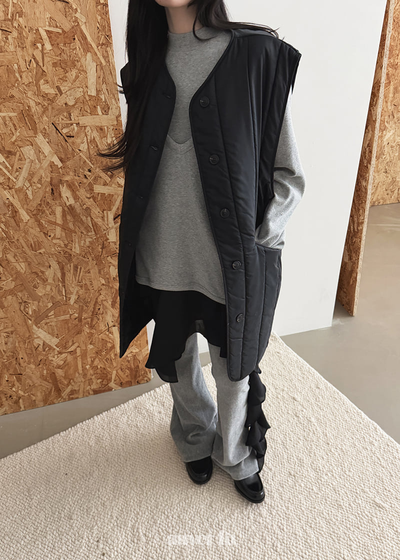Auver_Fit - Korean Women Fashion - #restrostyle - Stripe Quilted Vest - 10