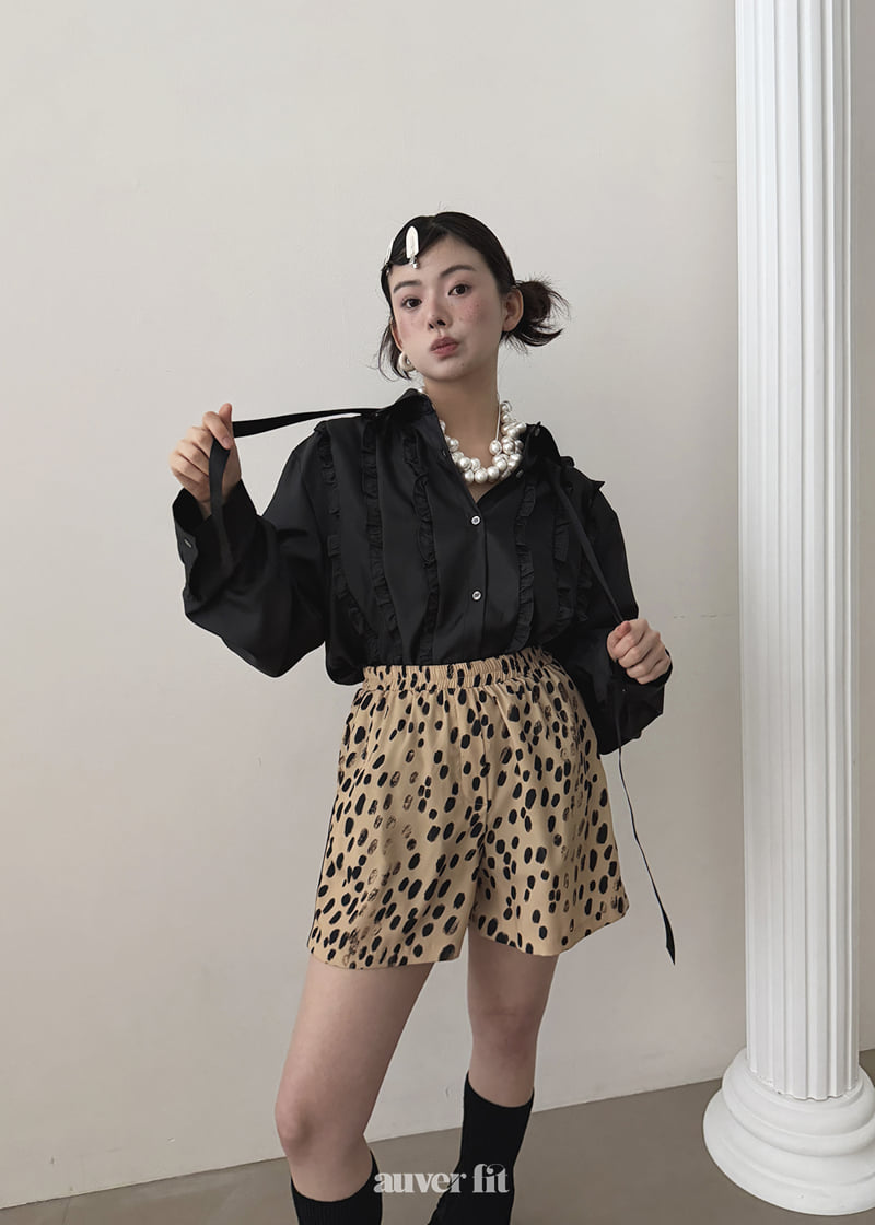 Auver_Fit - Korean Women Fashion - #womensfashion - Ribbon Frill Blouse - 2