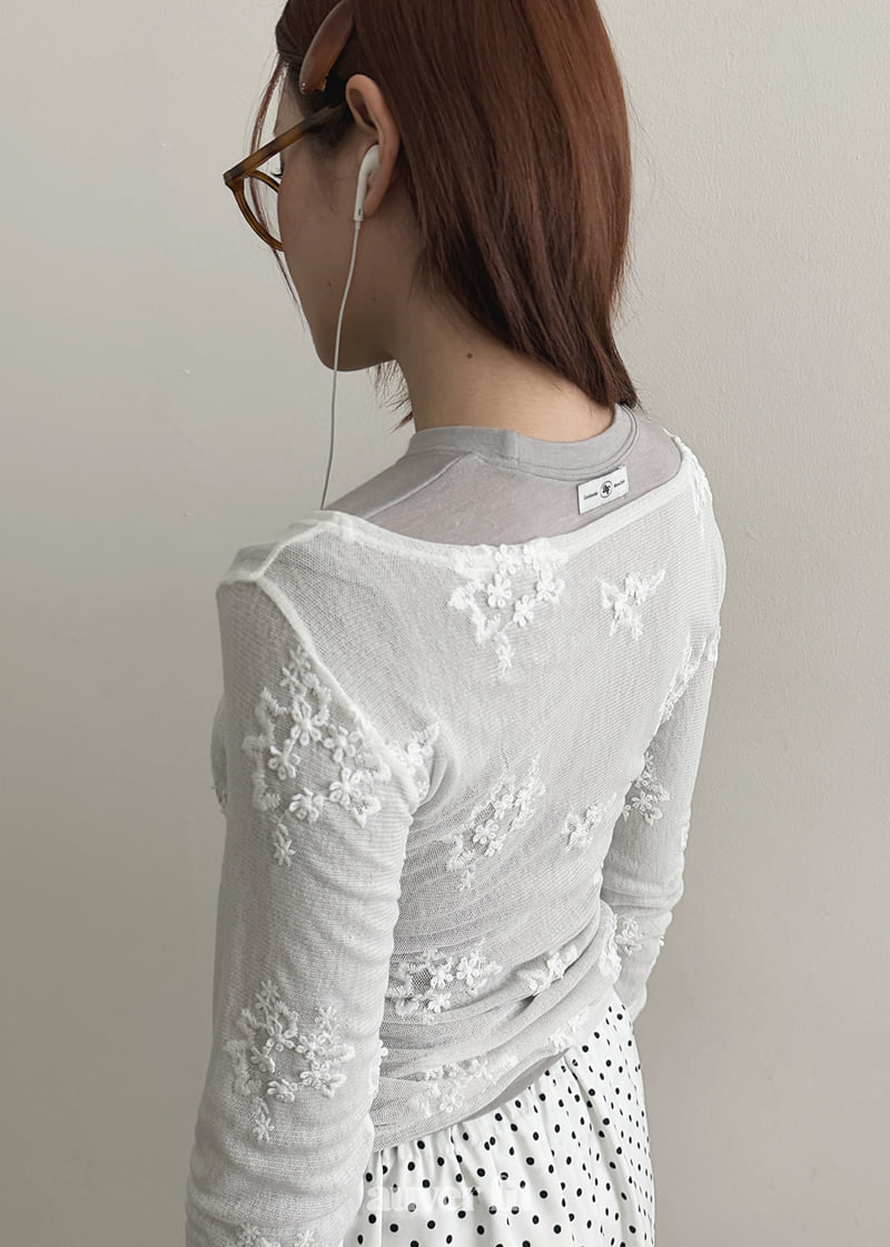 Auver_Fit - Korean Women Fashion - #womensfashion - Motif Off-Shoulder Tee - 10