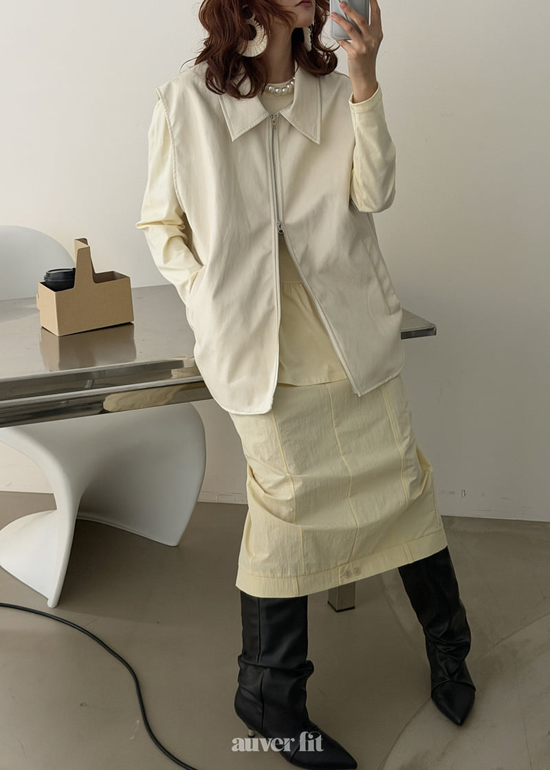 Auver_Fit - Korean Women Fashion - #womensfashion - Glossy Shirt Vest - 11