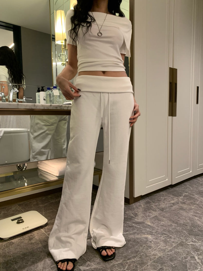 Badcalm - Korean Women Fashion - #momslook - Slim Bootcut Pants - 8