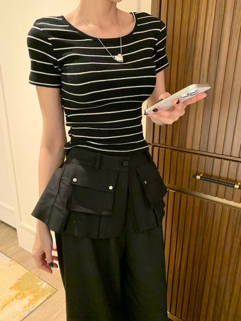 Badcalm - Korean Women Fashion - #momslook - Back Slit Tee - 5
