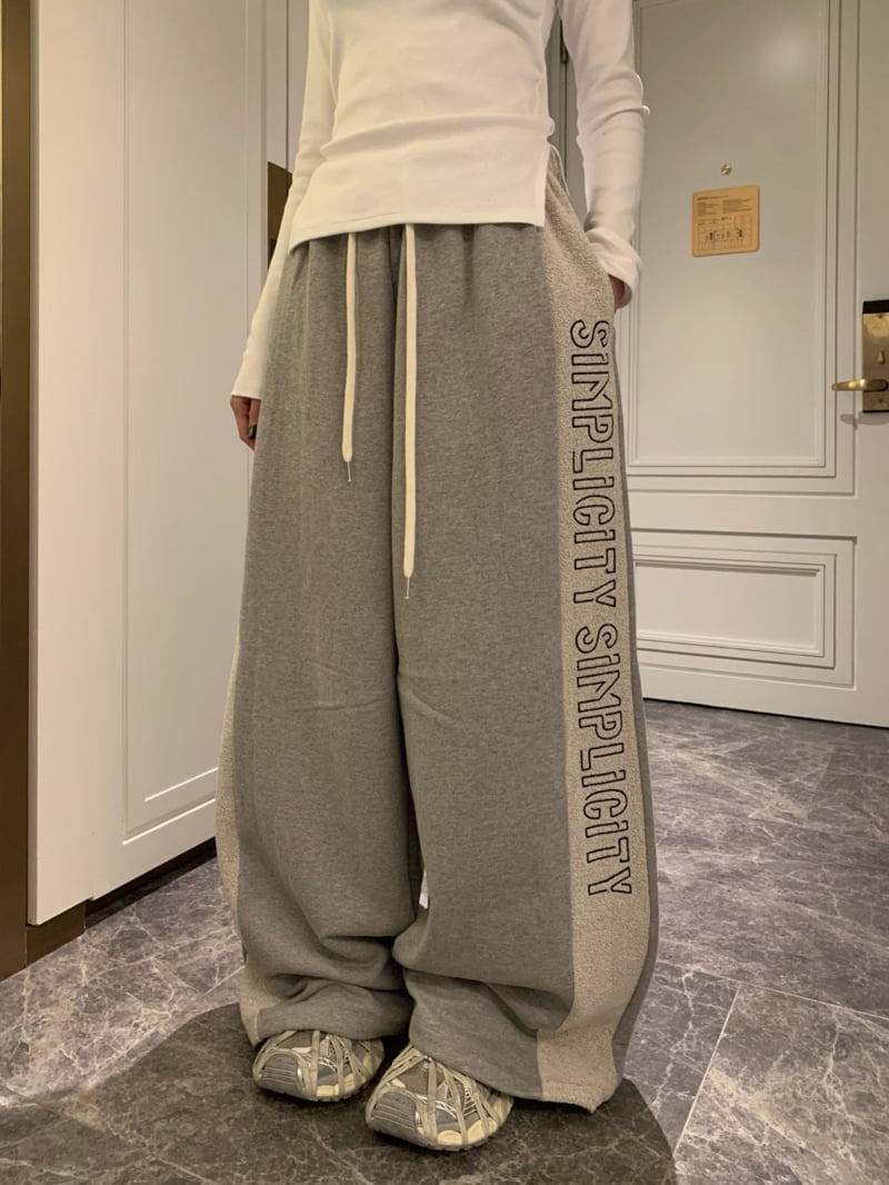 Badcalm - Korean Women Fashion - #shopsmall - City Embroidery Pants - 5
