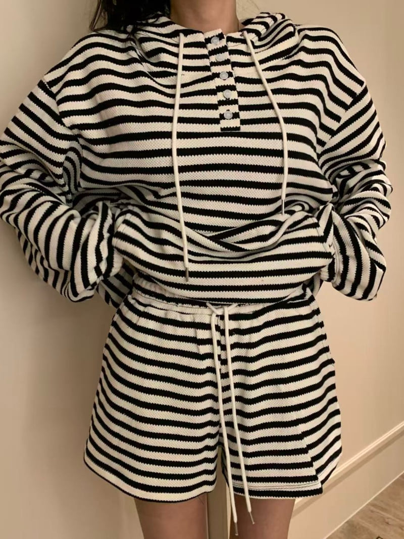 Badcalm - Korean Women Fashion - #momslook - Waffle Hoodie Tee - 4