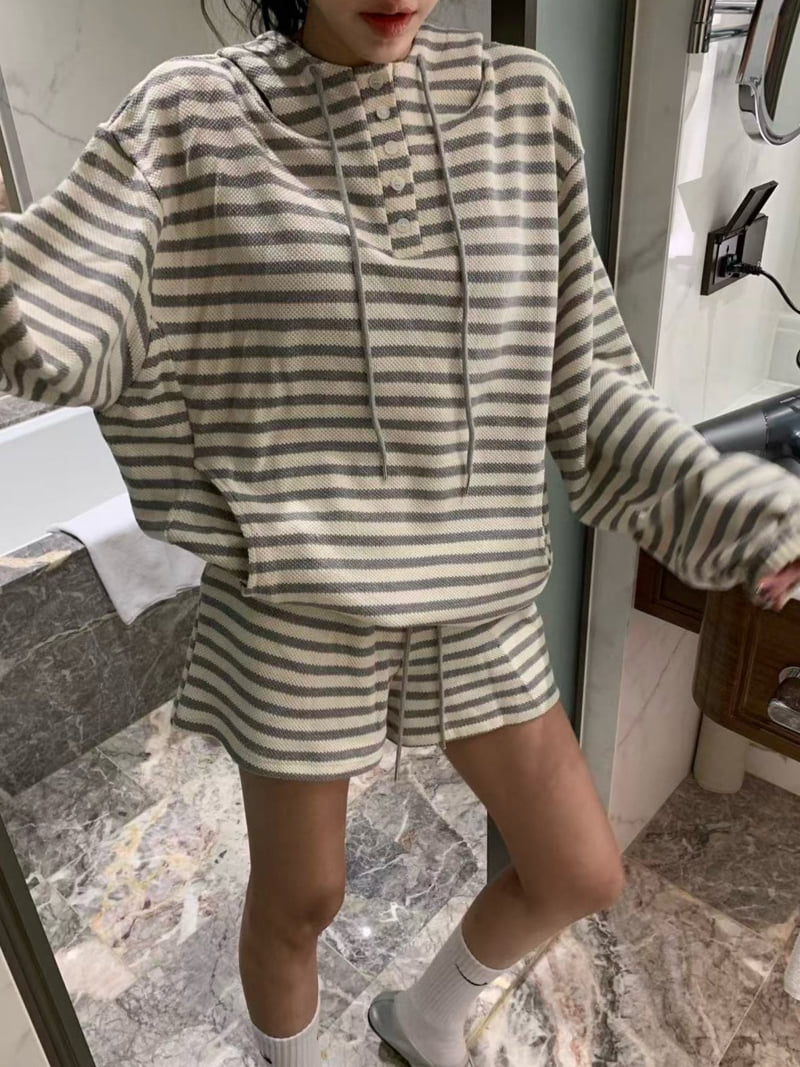 Badcalm - Korean Women Fashion - #womensfashion - Waffle Hoodie Tee - 6