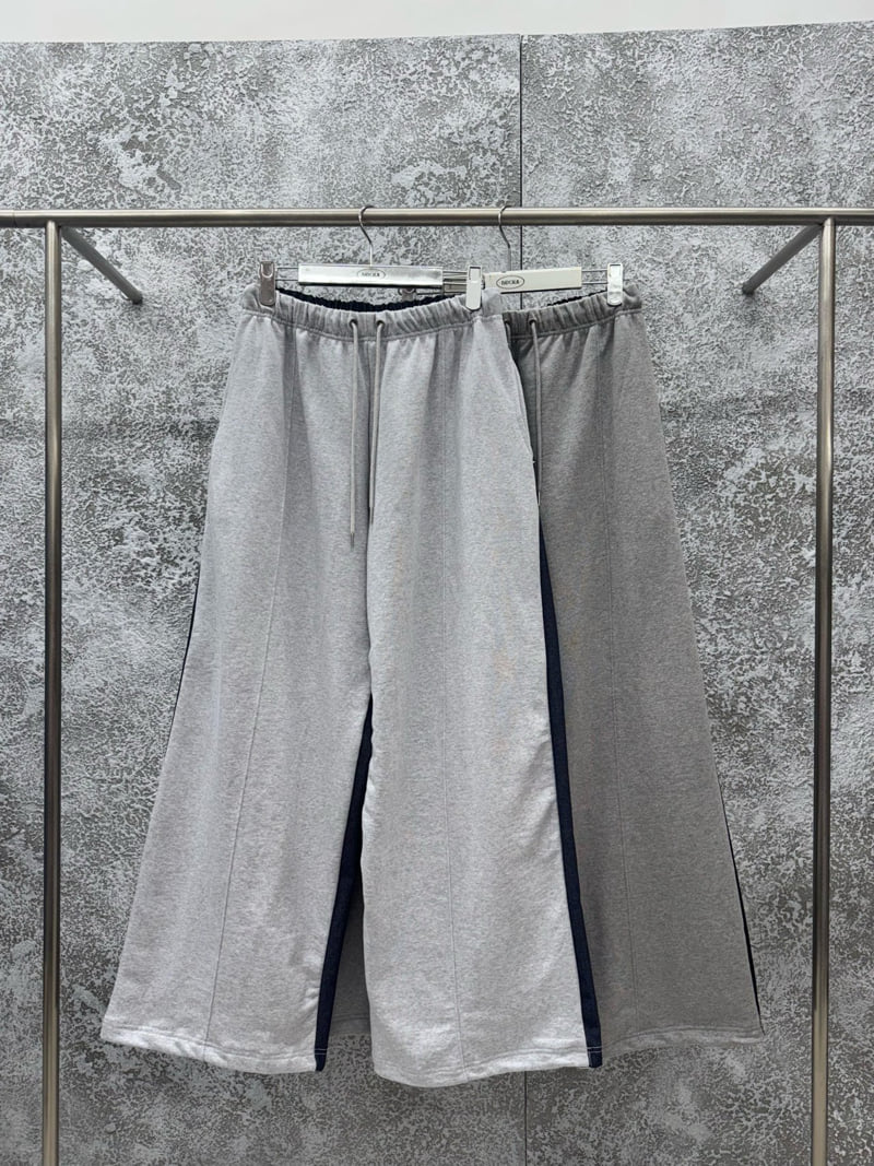 Badcalm - Korean Women Fashion - #womensfashion - Denim Contrast Pants - 11