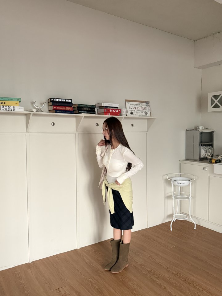 Baguette - Korean Women Fashion - #momslook - Margo Waffle Tee - 10