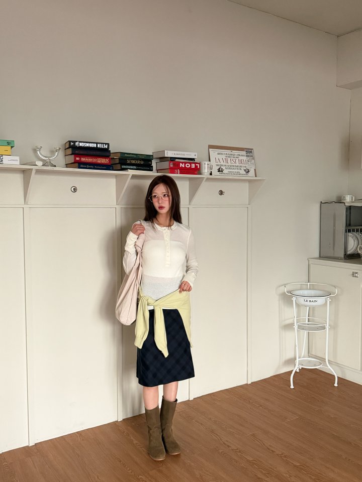 Baguette - Korean Women Fashion - #momslook - Margo Waffle Tee - 12