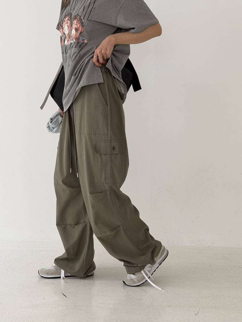 Baguette - Korean Women Fashion - #womensfashion - Mark Cargo Pants - 4
