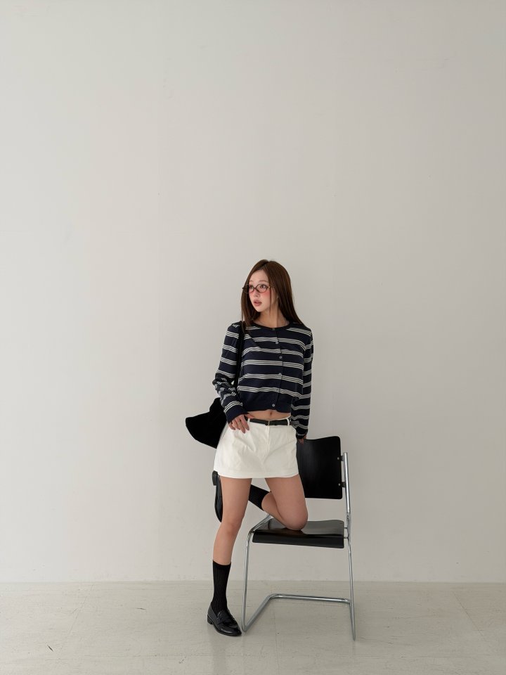 Baguette - Korean Women Fashion - #restrostyle - Triple Stripe Knit Sweater - 3