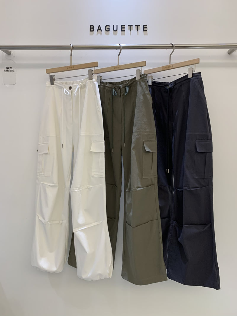 Baguette - Korean Women Fashion - #womensfashion - Mark Cargo Pants