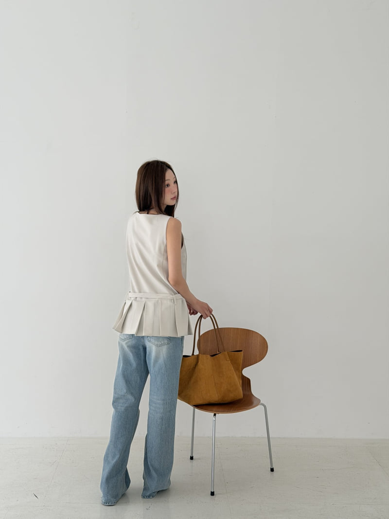 Baguette - Korean Women Fashion - #momslook - Rich Vest - 4