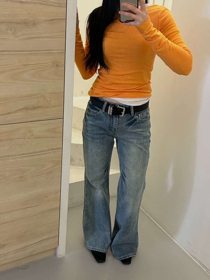 Buckle - Korean Women Fashion - #momslook - U Long Sleeve Tee - 11
