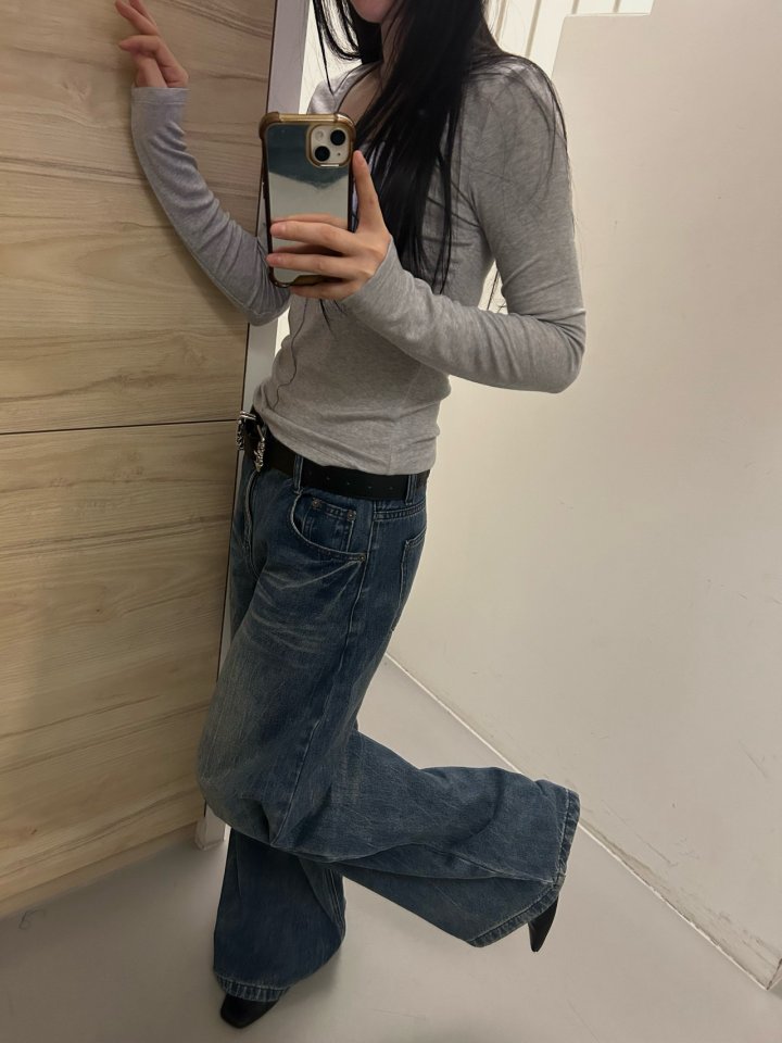 Buckle - Korean Women Fashion - #romanticstyle - U Long Sleeve Tee - 4