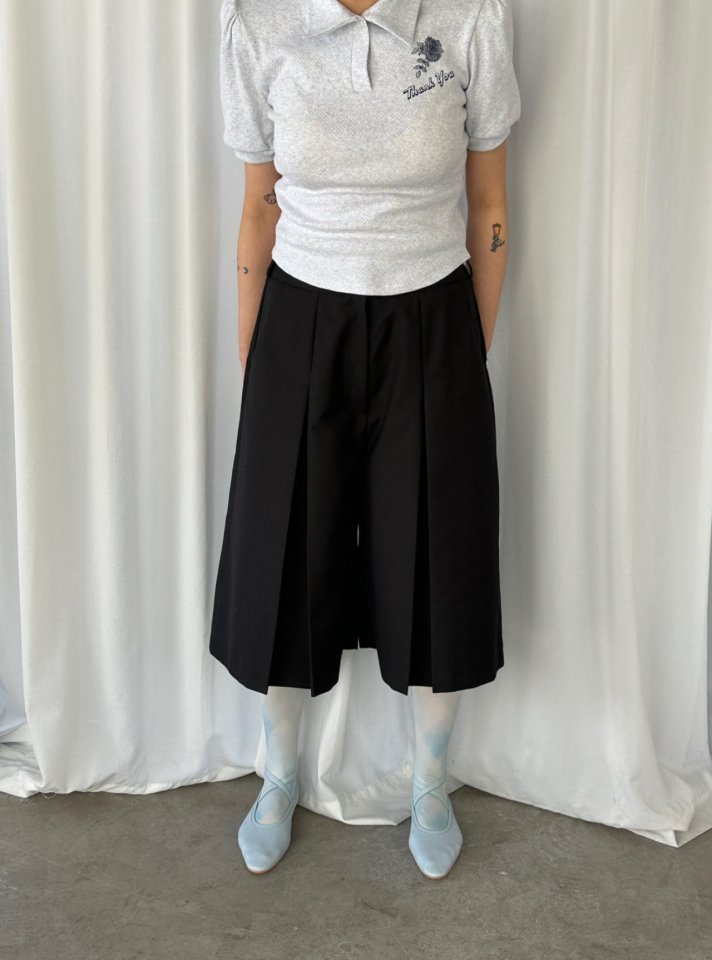 Chavi - Korean Women Fashion - #romanticstyle - Pleated Bermuda Pants - 12