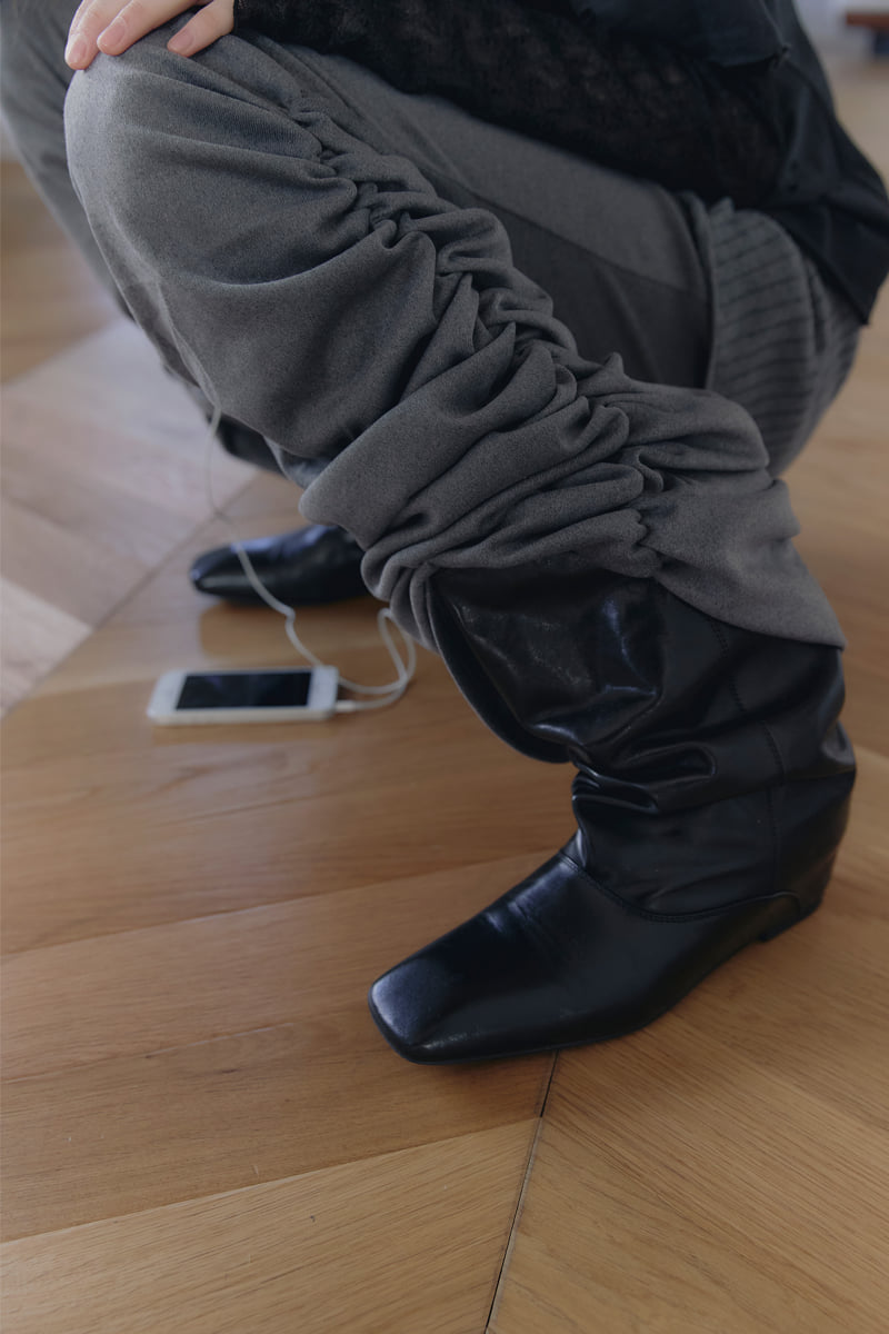Connaught - Korean Women Fashion - #momslook - Annie Shirring Pants - 9