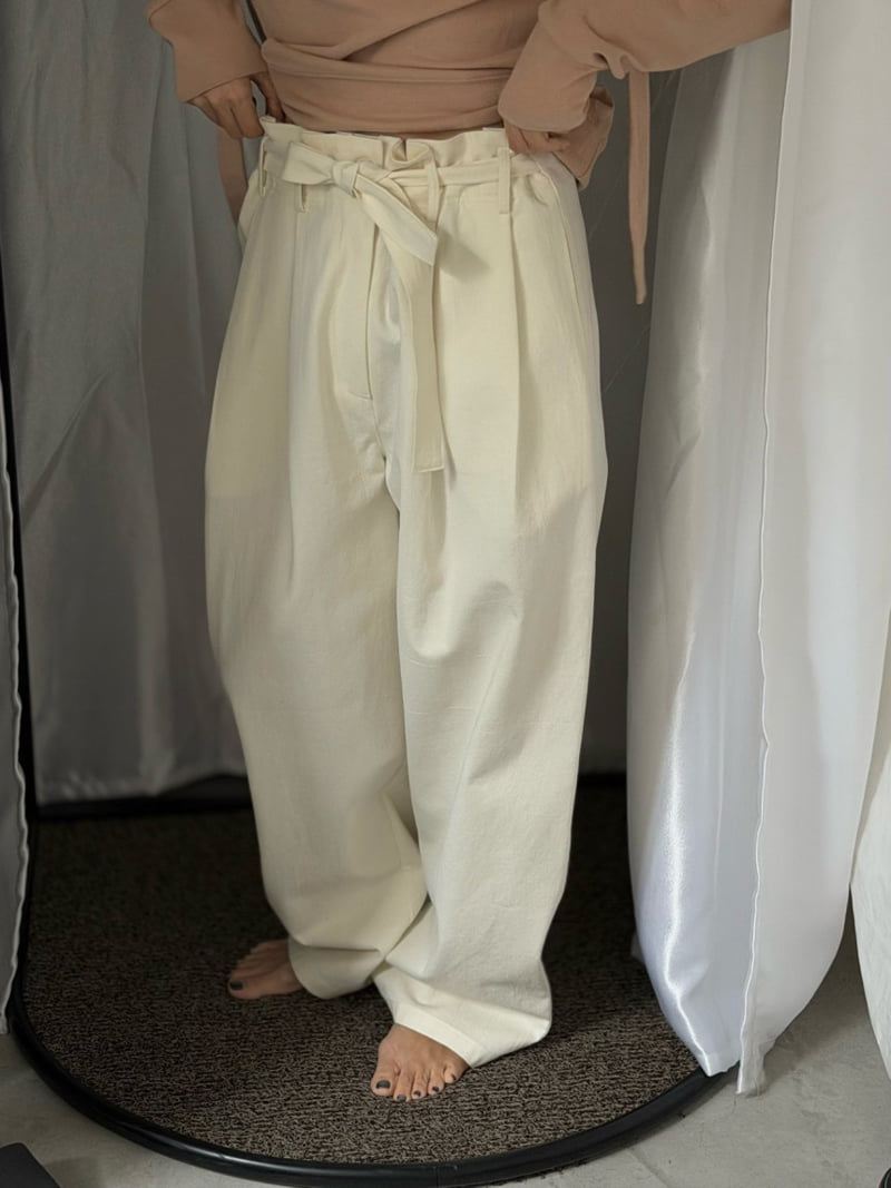 Connaught - Korean Women Fashion - #shopsmall - Woolly Belt Pants - 7