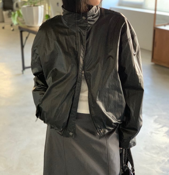 Cover - Korean Women Fashion - #womensfashion - Coated Balloon Jumper - 3