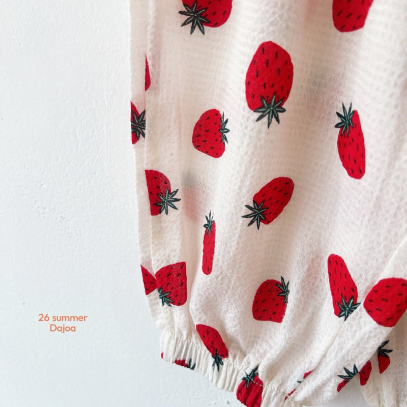 Dajoa - Korean Children Fashion - #stylishchildhood - Strawberry Top Bottom Set - 7