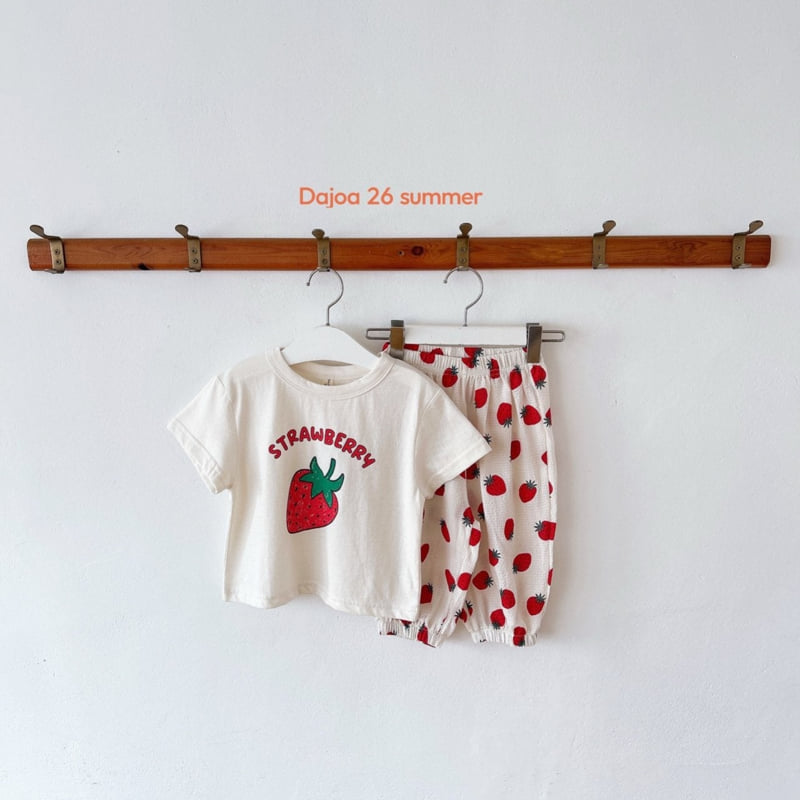 Dajoa - Korean Children Fashion - #toddlerclothing - Strawberry Top Bottom Set - 6