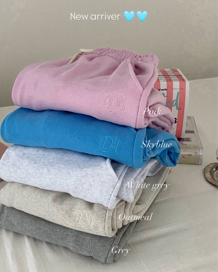 Diana - Korean Women Fashion - #momslook - Abang Jogger Pants