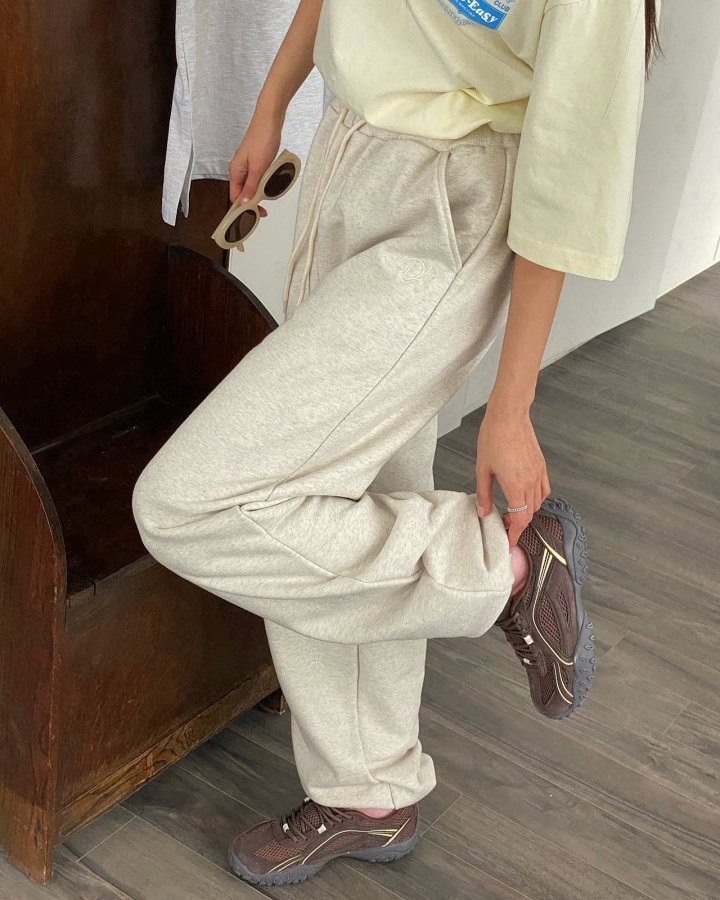 Diana - Korean Women Fashion - #momslook - Abang Jogger Pants - 7