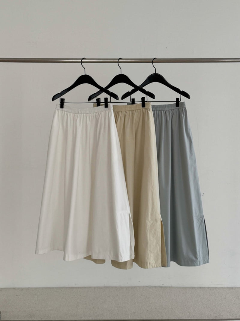 Dress Room - Korean Women Fashion - #momslook - Liz Cotton Slit Skirt