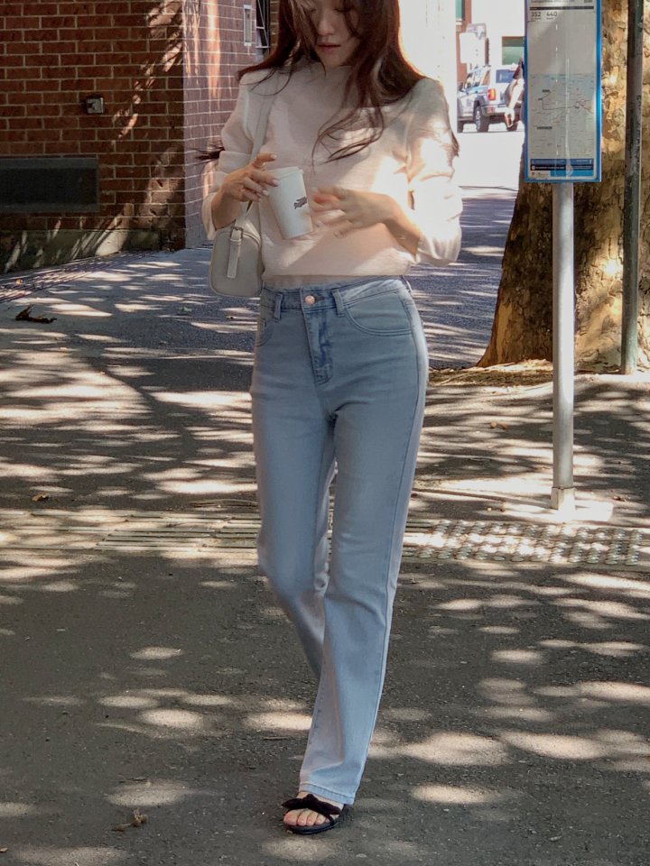 Dress Room - Korean Women Fashion - #womensfashion - Slim Flare Denim Pants