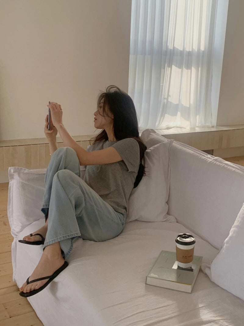Dress Room - Korean Women Fashion - #momslook - Cotton Stitch Tee - 4