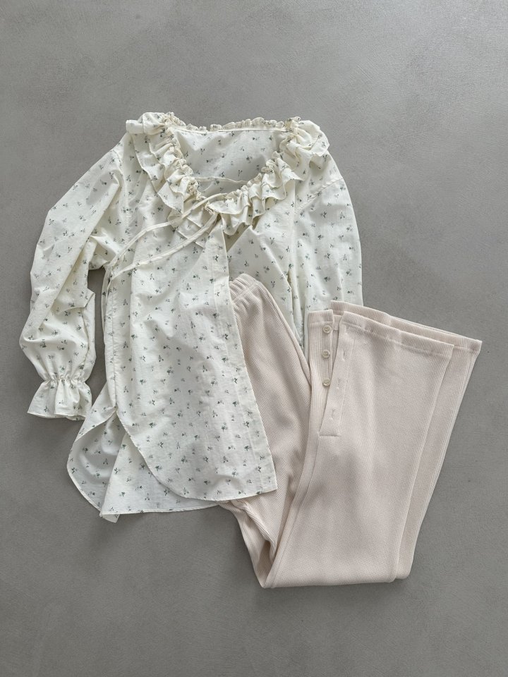 Dress U - Korean Women Fashion - #momslook - Ruffle Frill Flower Blouse - 9