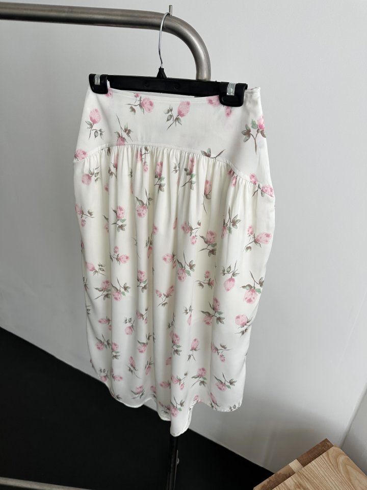 Dress U - Korean Women Fashion - #womensfashion - Rose Silky Skirt - 2