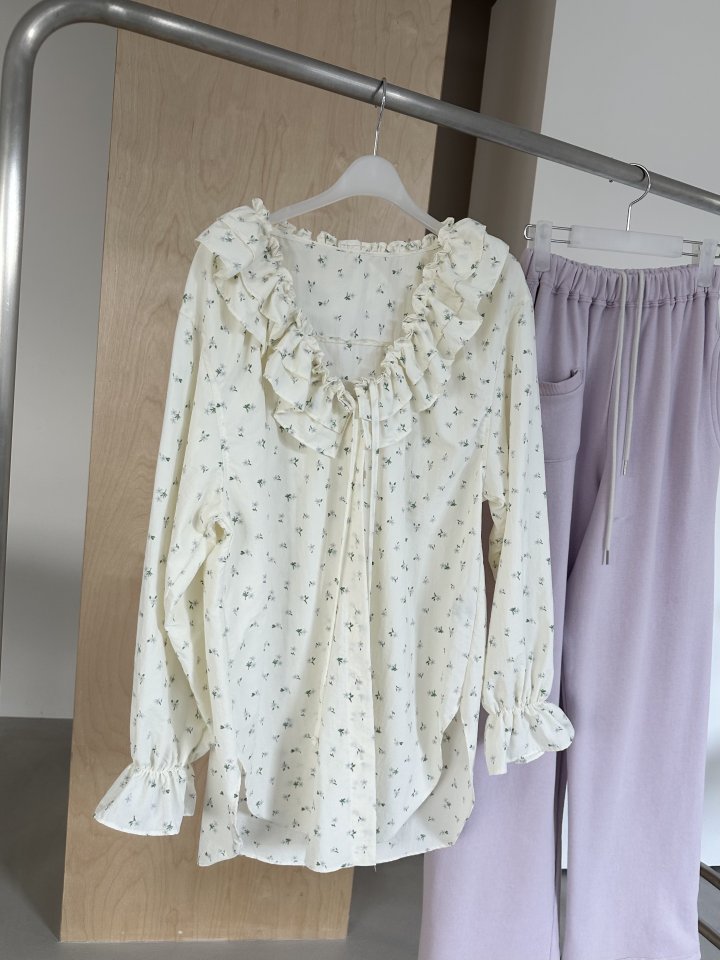 Dress U - Korean Women Fashion - #momslook - Ruffle Frill Flower Blouse - 4