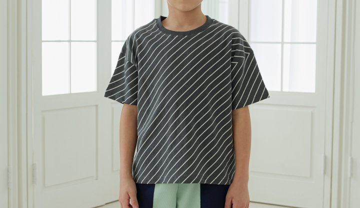Erin J - Korean Children Fashion - #minifashionista - Diagonal Pigment Tee - 10