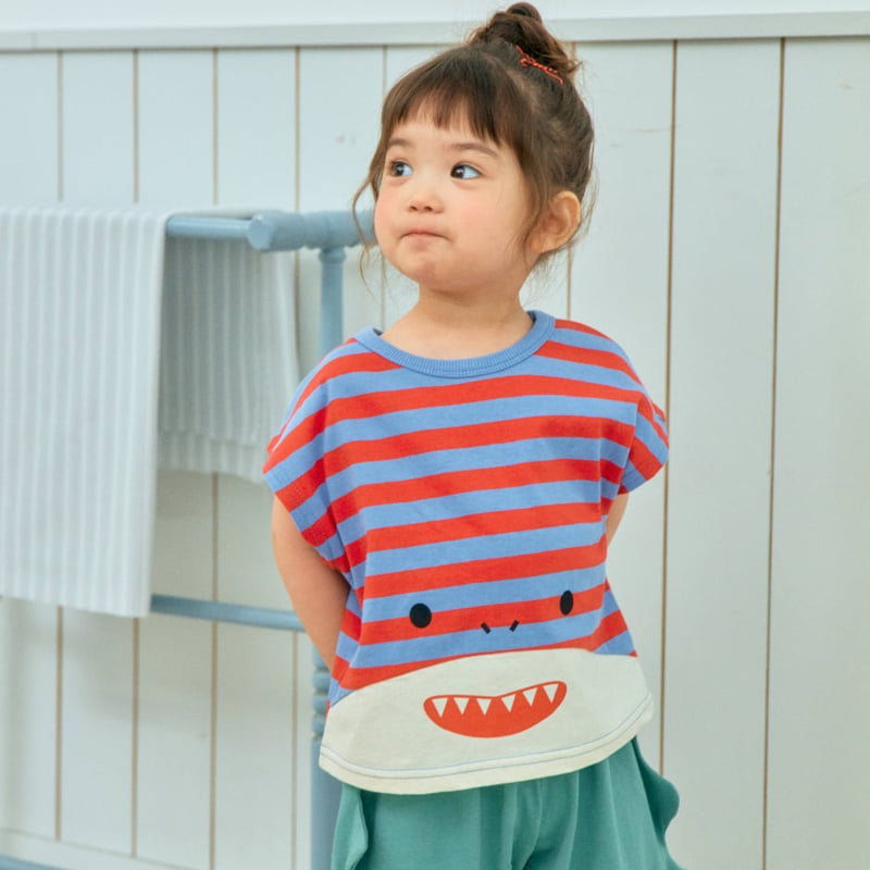 Firstblue - Korean Children Fashion - #Kfashion4kids - Shark Stripe Drop Tee - 3