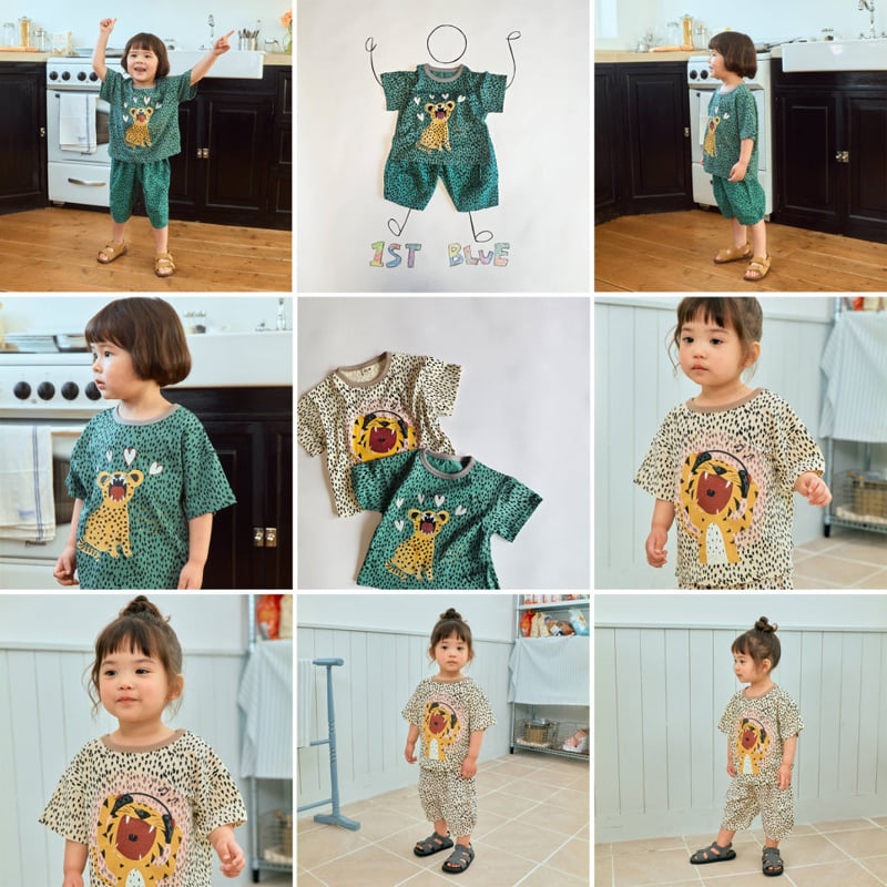 Firstblue - Korean Children Fashion - #designkidswear - Spotted Graphic Short Sleeve Tee
