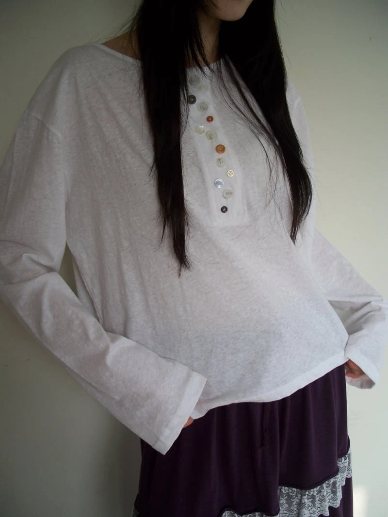 Flash - Korean Women Fashion - #momslook - Rough Button Tee - 2