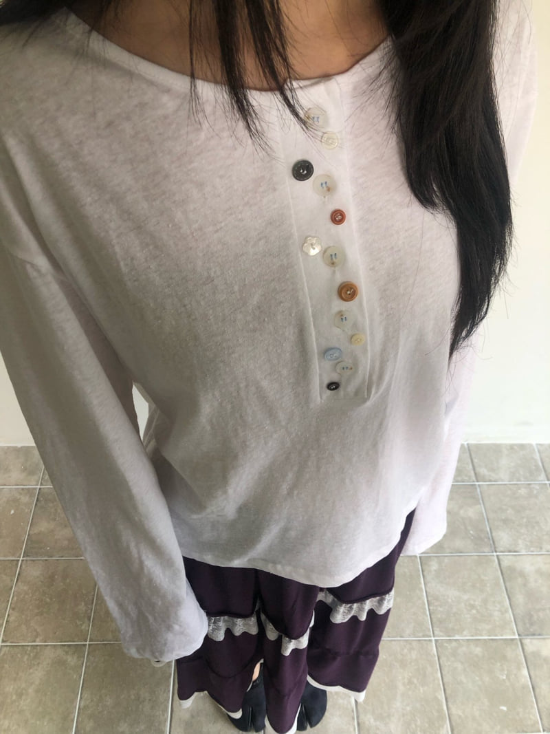 Flash - Korean Women Fashion - #vintagekidsstyle - Rough Button Tee - 6