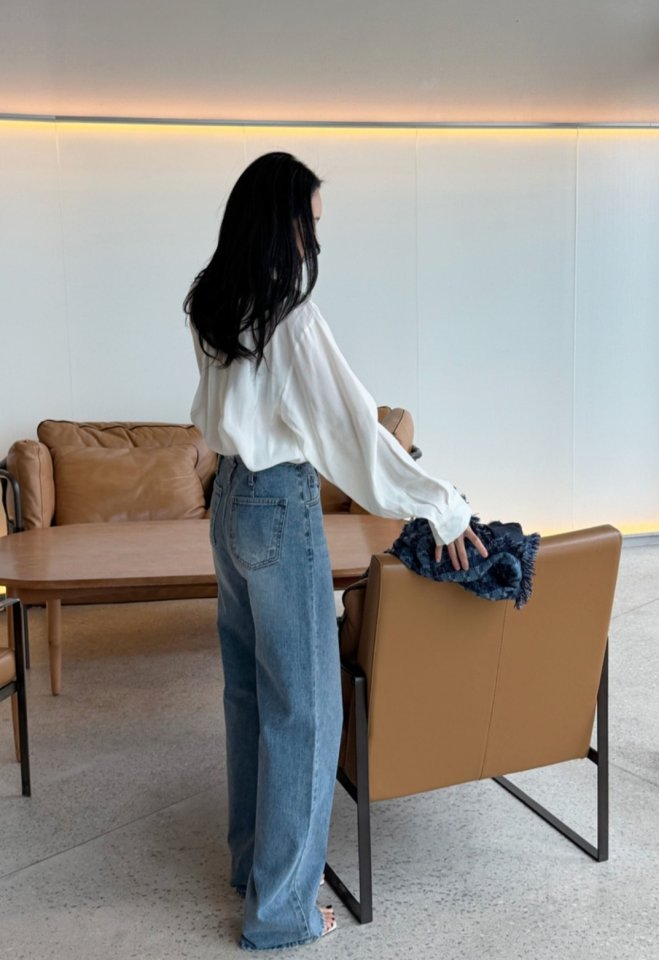 I'm here - Korean Women Fashion - #momslook - Muobi Mid Blue Wide Denim Pants - 8