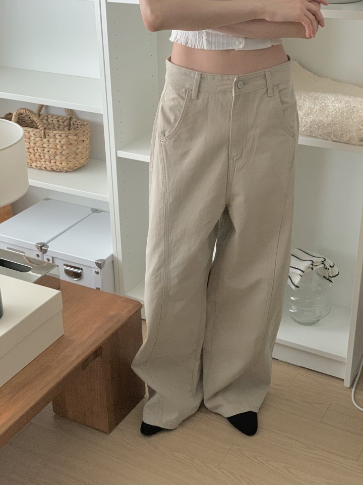 I'm here - Korean Women Fashion - #momslook - Seam Balloon Curve Cotton Pants - 2
