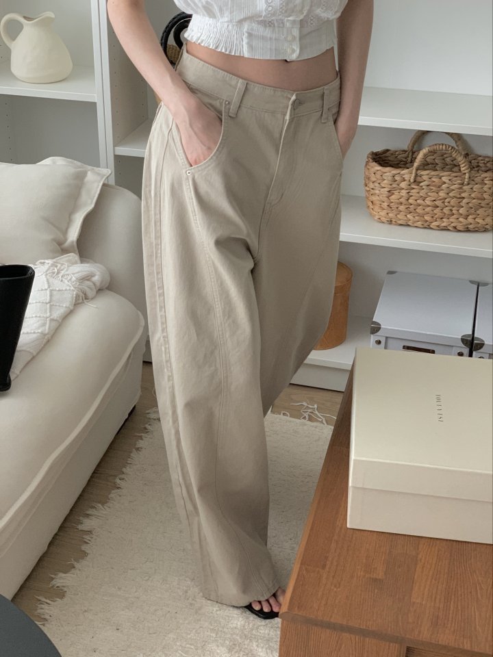 I'm here - Korean Women Fashion - #pursuepretty - Seam Balloon Curve Cotton Pants - 10