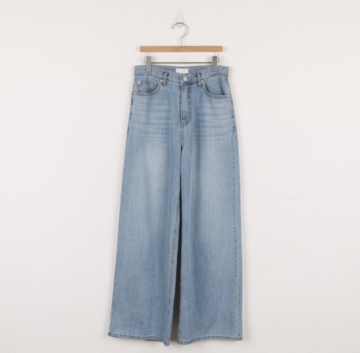 I'm here - Korean Women Fashion - #restrostyle - Pocket Wide Denim Pants - 9