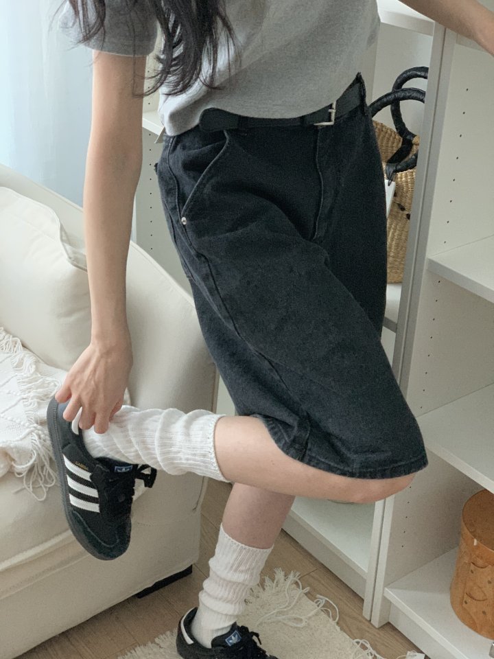 I'm here - Korean Women Fashion - #vintageinspired - Diagonal Black Denim Bermuda Shorts - 3