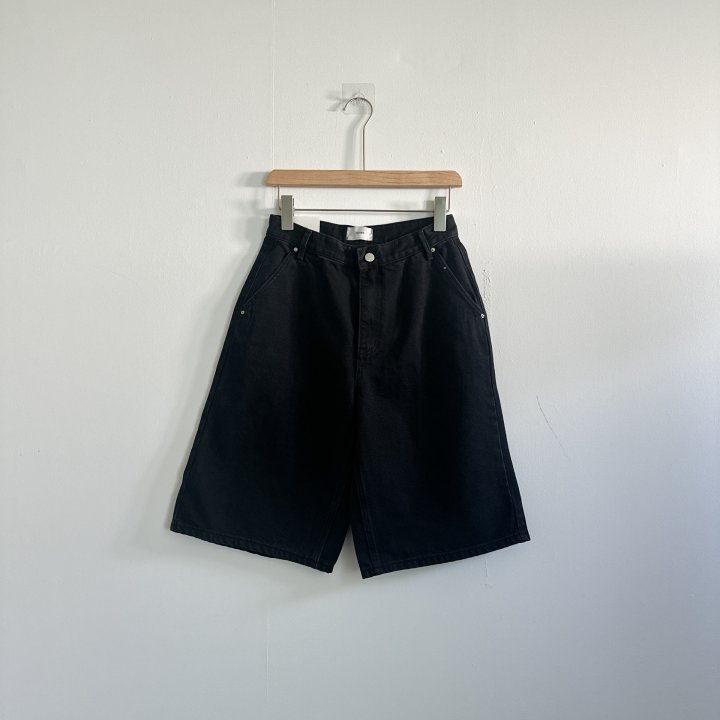 I'm here - Korean Women Fashion - #vintagekidsstyle - Diagonal Bermuda Black Denim Shorts - 11