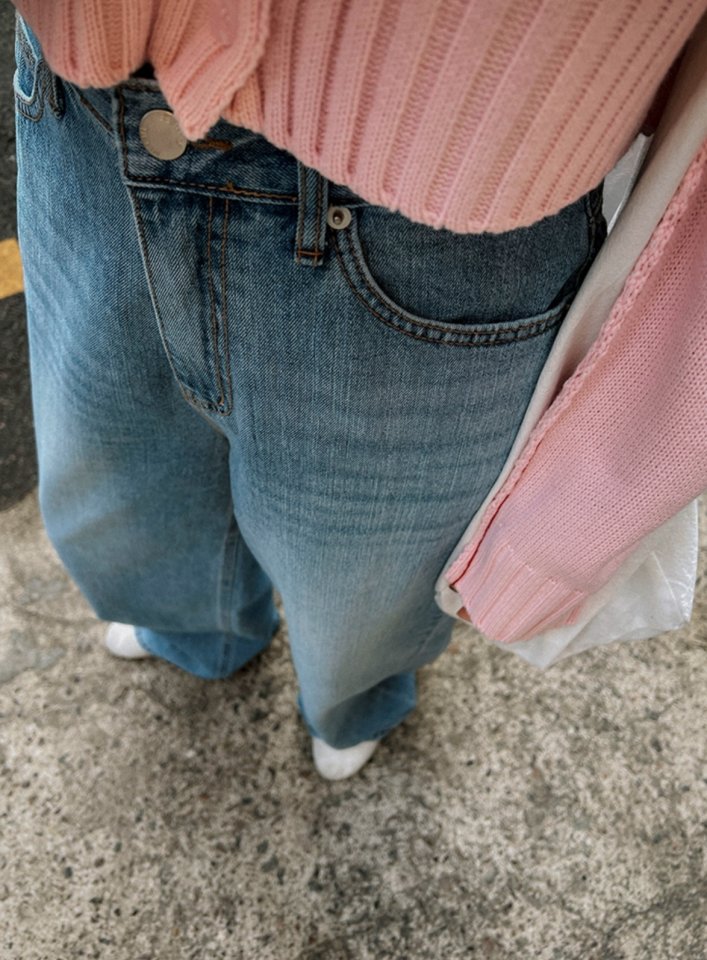 I'm here - Korean Women Fashion - #vintagekidsstyle - Pocket Wide Denim Pants - 7