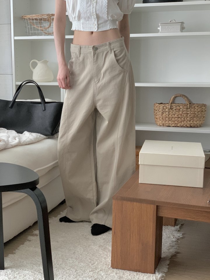 I'm here - Korean Women Fashion - #womensfashion - Seam Balloon Curve Cotton Pants - 6