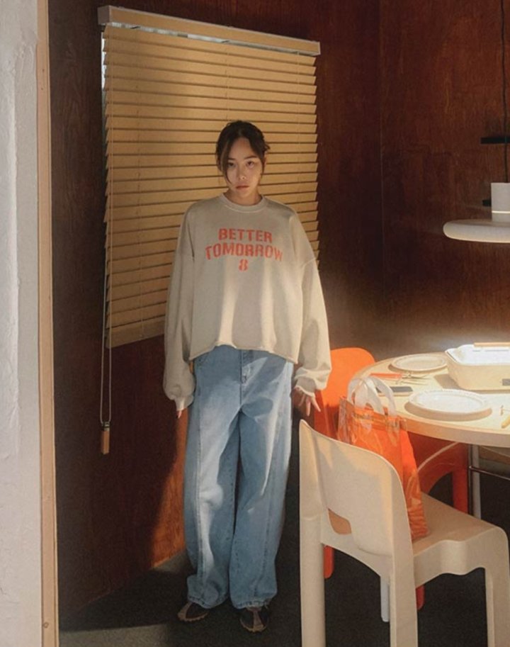I'm here - Korean Women Fashion - #momslook - Seam Curve Round Denim Pants - 4