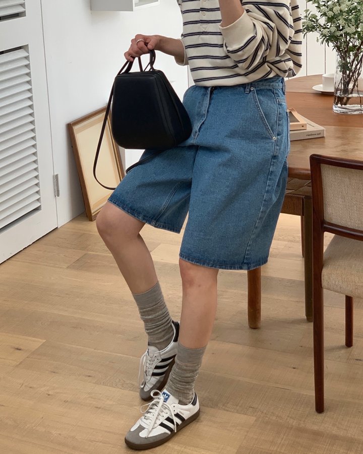 I'm here - Korean Women Fashion - #womensfashion - Diagonal Bermuda Denim Shorts - 3