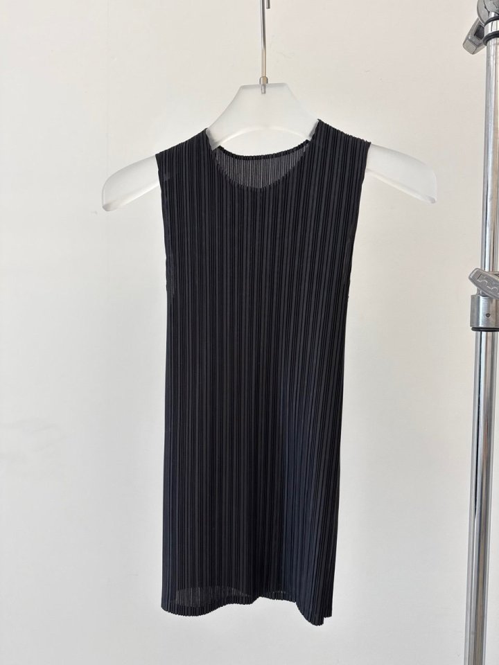 Janie - Korean Women Fashion - #romanticstyle - Pleated Sleeveless - 5