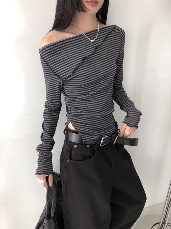 Jeiin - Korean Women Fashion - #momslook - Lily Off Long Sleeve Tee - 12